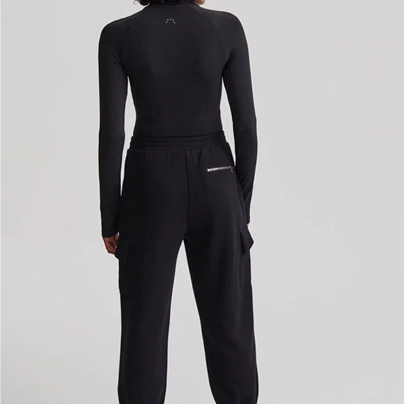 Helena Mid Layer - Picture 11 of 11